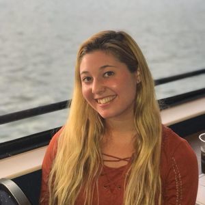 Meet your Posher, Dani